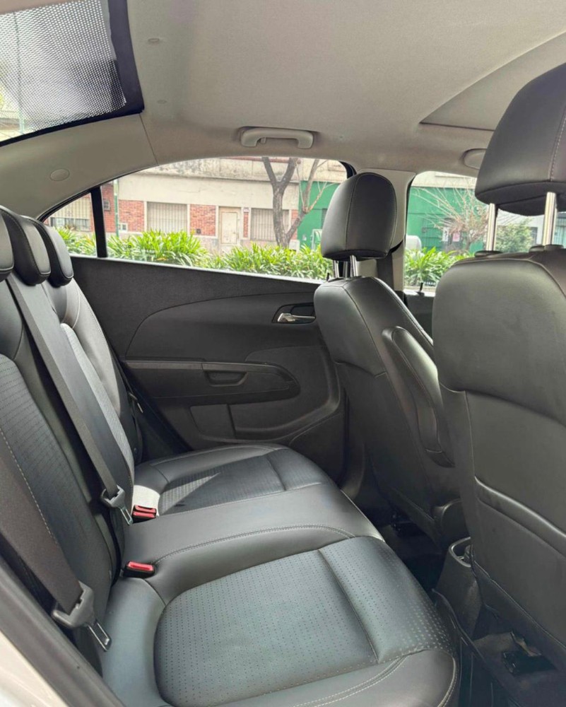 Chevrolet Sonic LTz — foto 13